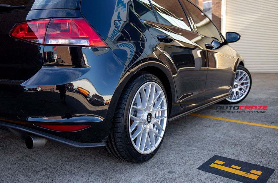 VOLKSWAGEN GOLF RSE SILVER